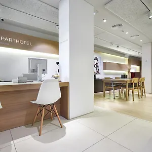aparthotel-silver.catalonia-hotels.com/